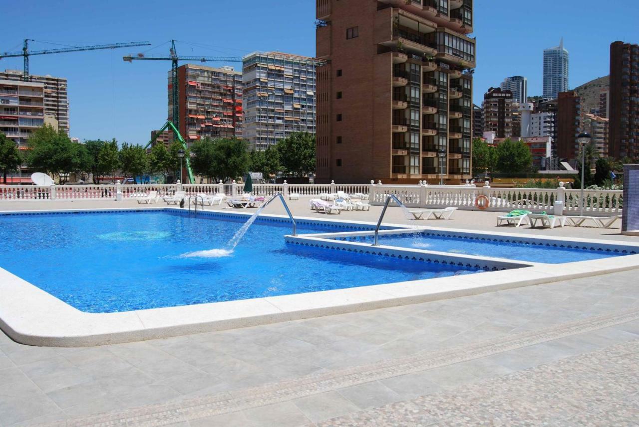 ベニドルムGestion Inmobiliaria Carmona Rentアパートメント エクステリア 写真
